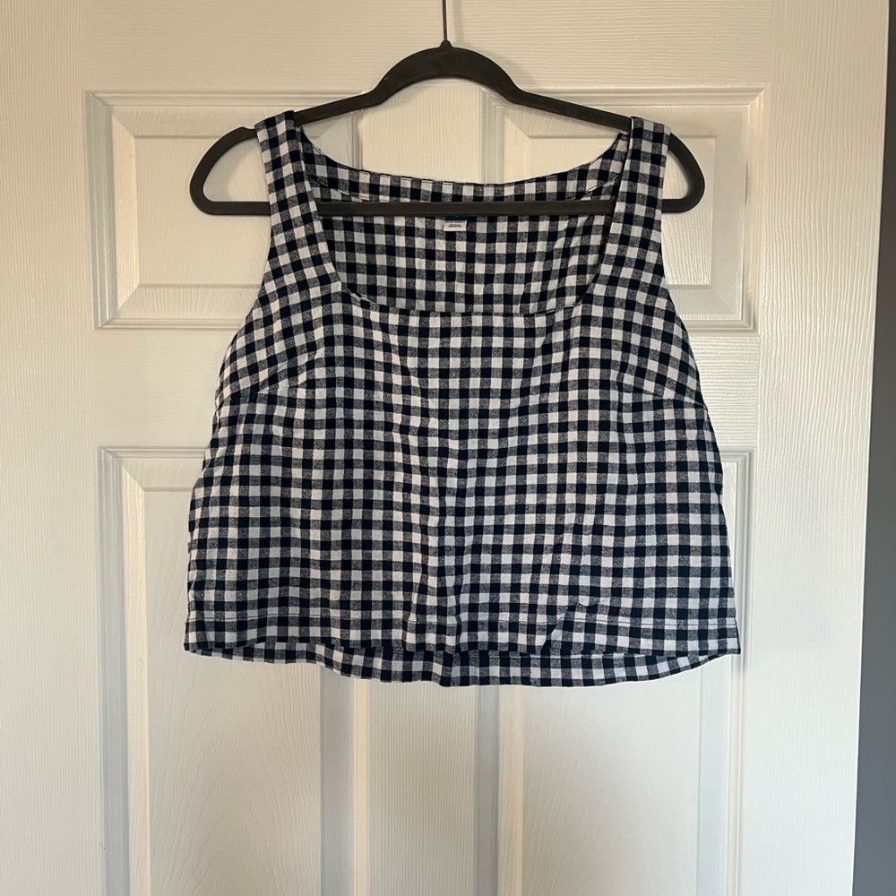 Old Navy Navy and White Checkered Crop Top
